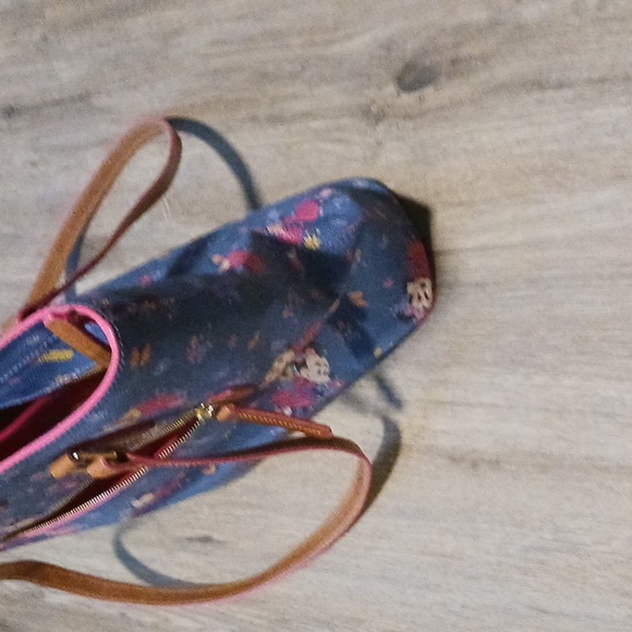 Disney Minnie Donney And Bourke - Picture 16 of 16